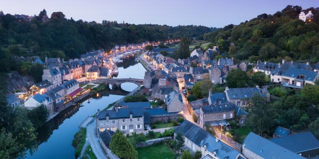 Dinan, port de Dinan et la Rance au coucher du soleil