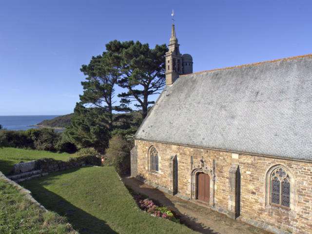 Yaudet (le), Chapelle Notre-Dame-du-Yaudet, Vue de detail sud-ouest de la chapelle de Ploulec'h.