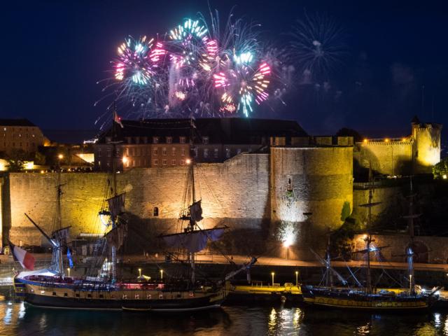 Brest - Fêtes maritimes - Feu d'artifice