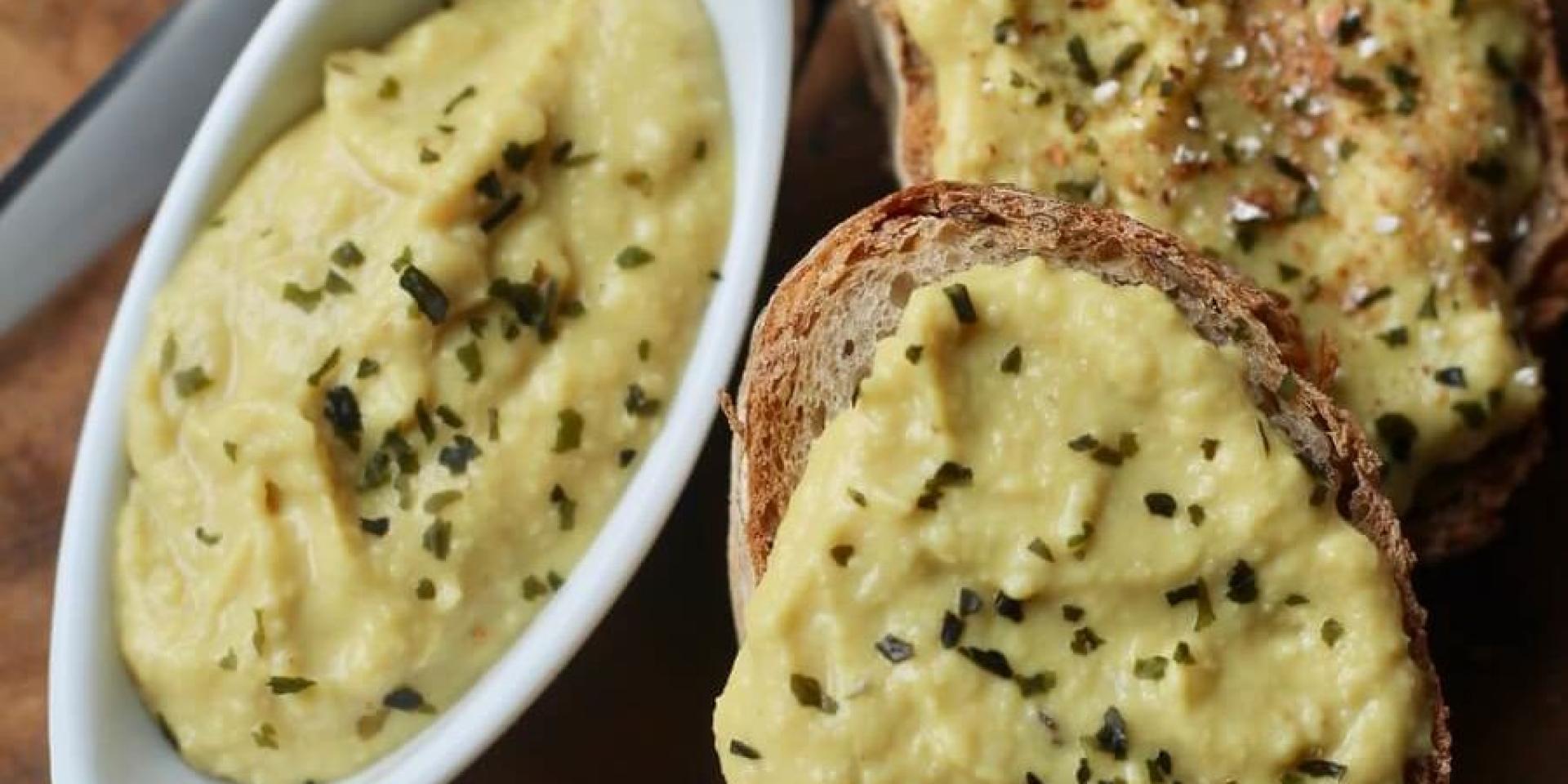 Houmous aux paillettes de wakamé
