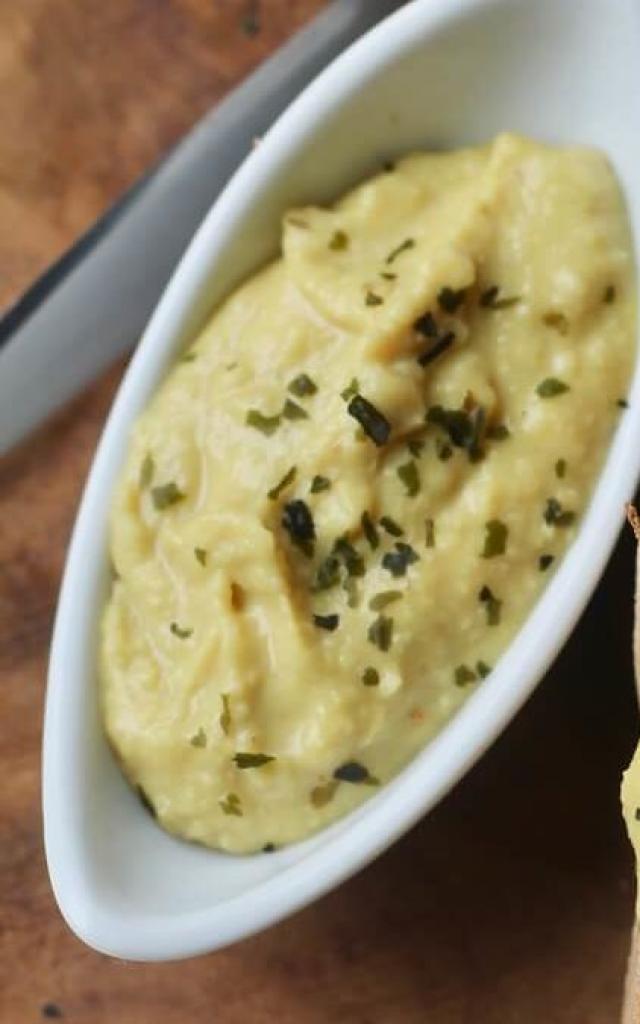Houmous aux paillettes de wakamé