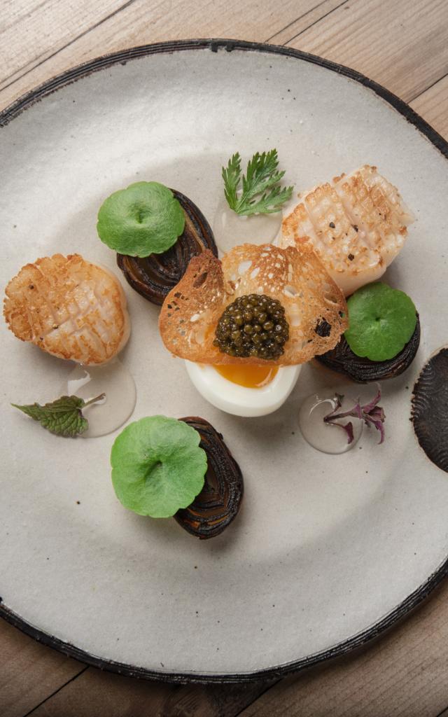 Recette St Jacques poireau caviar miel