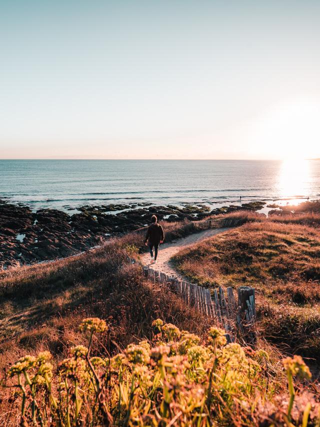 Sentier sur la côte en pays de Lorient