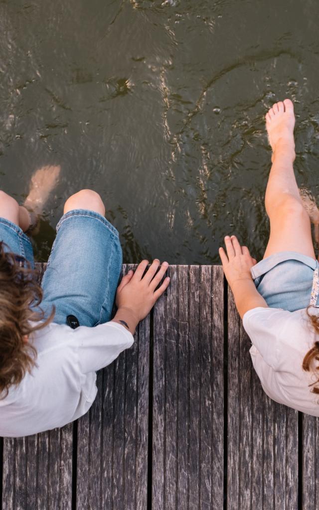 Bains-sur-Oust - Pause les pieds dans l'eau