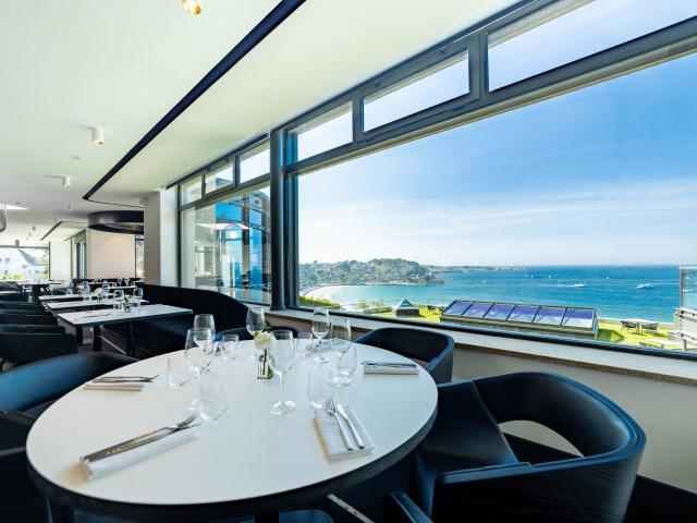 Salle du restaurant Le Belouga - Perros-Guirec