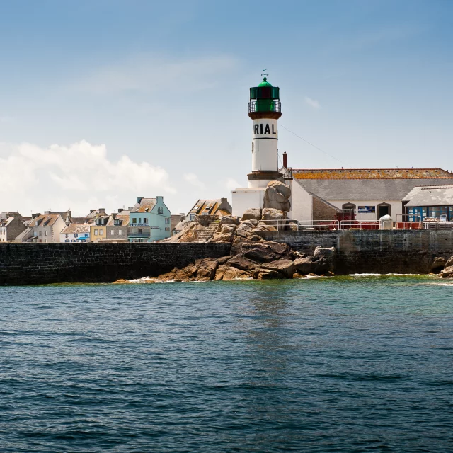 D'Audierne a l'ile de Sein en voilier Experience bretonne