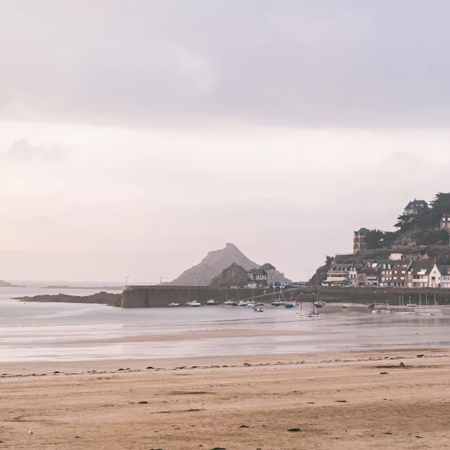 Plage à Pléneuf Val André
